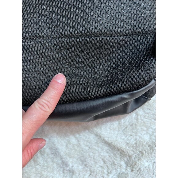 Solo New York Re:define  black laptop backpack - Picture 10 of 14